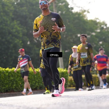 Runner Photo 6567366
