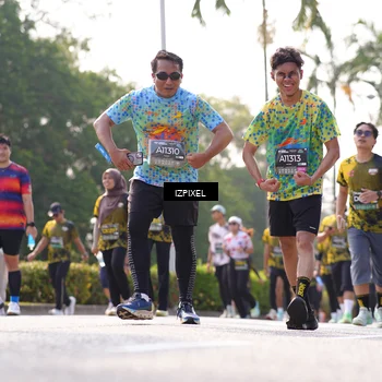 Runner Photo 6567392