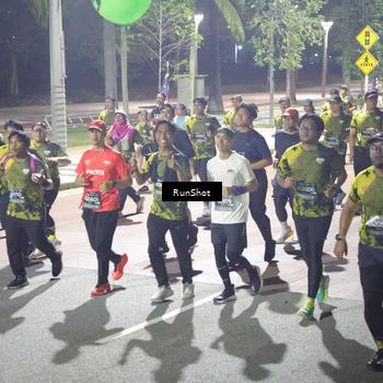 Runner Photo 6567406