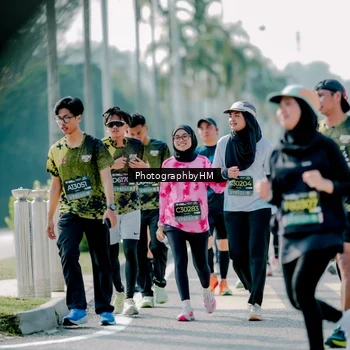 Runner Photo 6567412