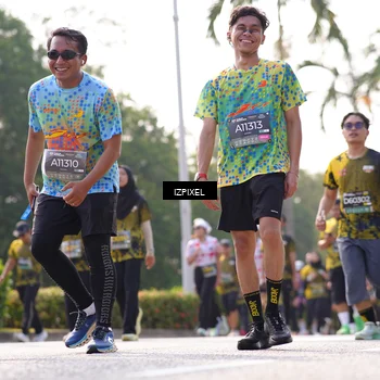 Runner Photo 6567422