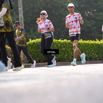 Runner Photo 6567455
