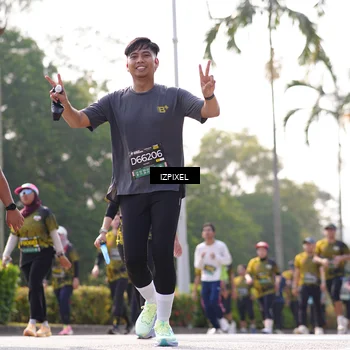 Runner Photo 6567505