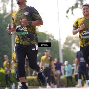 Runner Photo 6567637