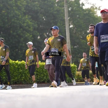Runner Photo 6567681
