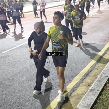 Runner Photo 6567796