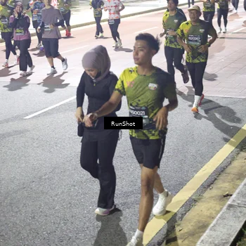 Runner Photo 6567812