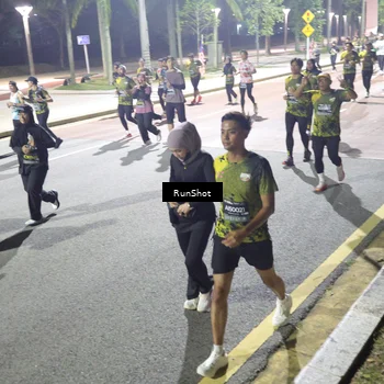 Runner Photo 6567853