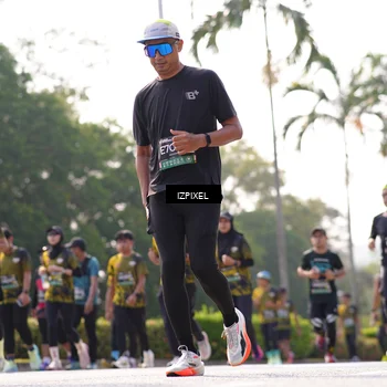 Runner Photo 6567881