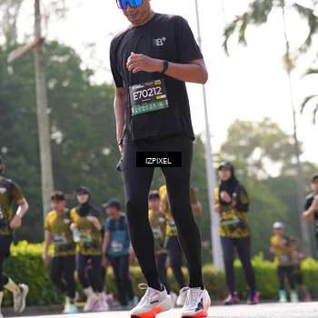 Runner Photo 6567885