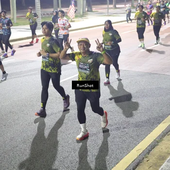Runner Photo 6567905