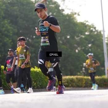 Runner Photo 6567931