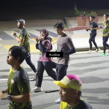 Runner Photo 6568025