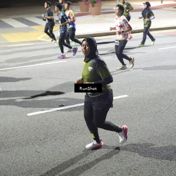 Runner Photo 6568098