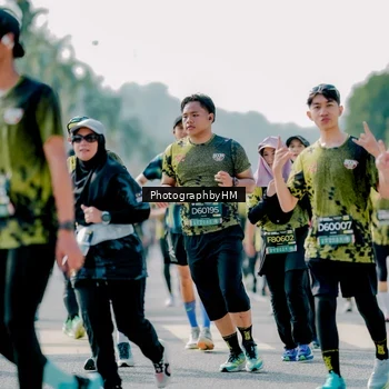 Runner Photo 6568247