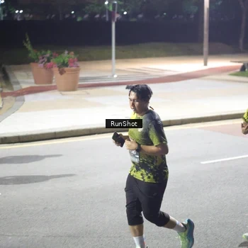 Runner Photo 6568257