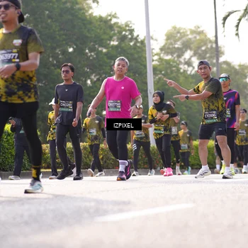 Runner Photo 6568329
