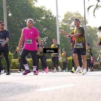 Runner Photo 6568367