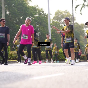 Runner Photo 6568373