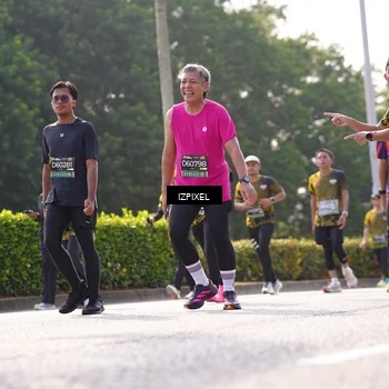 Runner Photo 6568391