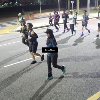 Runner Photo 6568423