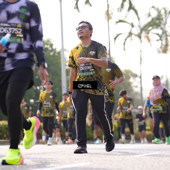 Runner Photo 6568432