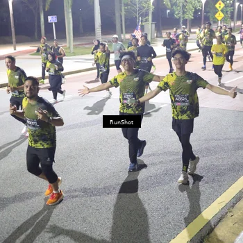 Runner Photo 6568602