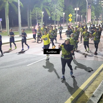 Runner Photo 6568673