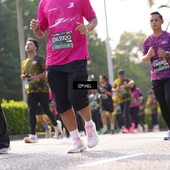 Runner Photo 6568674