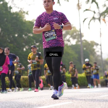 Runner Photo 6568692