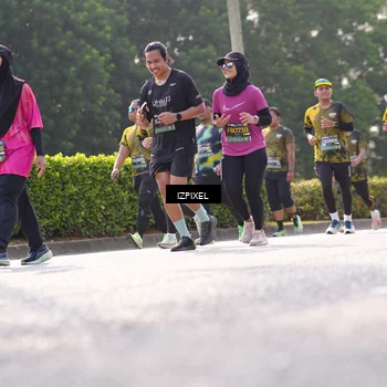 Runner Photo 6568751