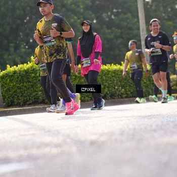 Runner Photo 6568768