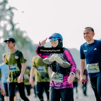 Runner Photo 6568769
