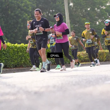 Runner Photo 6568790