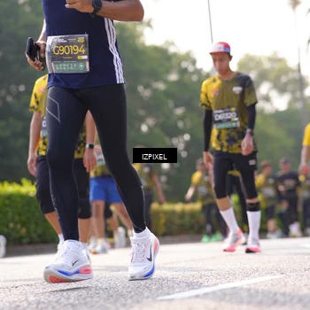 Runner Photo 6568859