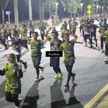 Runner Photo 6568878