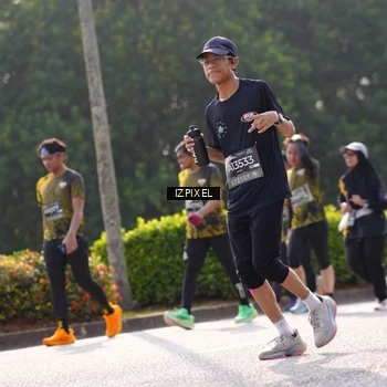 Runner Photo 6568950
