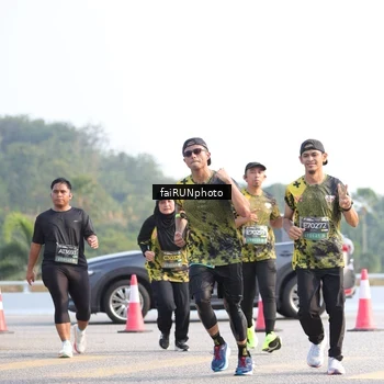 Runner Photo 6568996