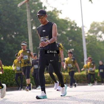 Runner Photo 6568998