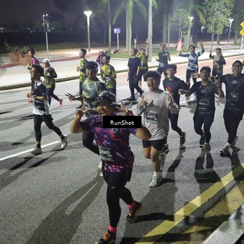Runner Photo 6569172
