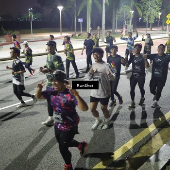 Runner Photo 6569173