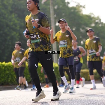 Runner Photo 6569379