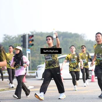 Runner Photo 6569396