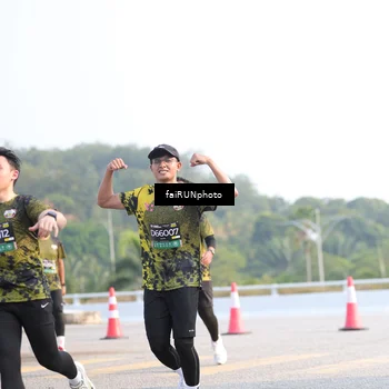 Runner Photo 6569478