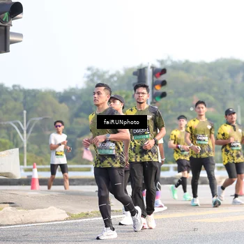 Runner Photo 6569570