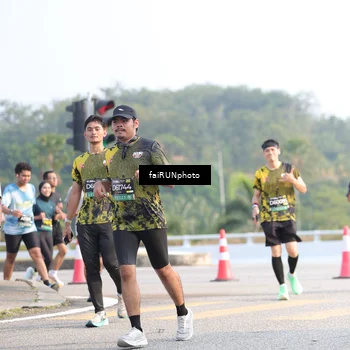 Runner Photo 6569667
