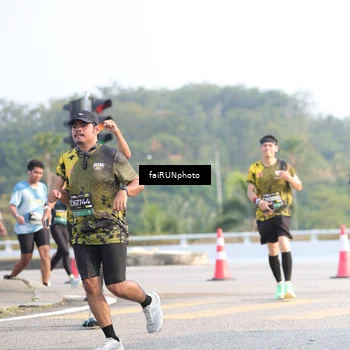 Runner Photo 6569669