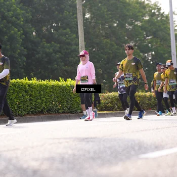 Runner Photo 6569691