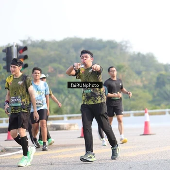 Runner Photo 6569701