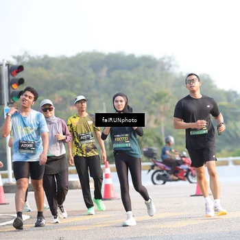 Runner Photo 6569749